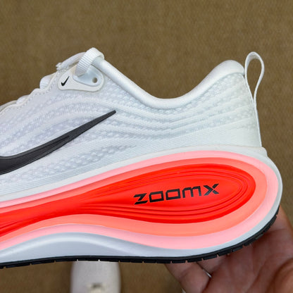 Nike Vomero 18 - White/Bright Crimson