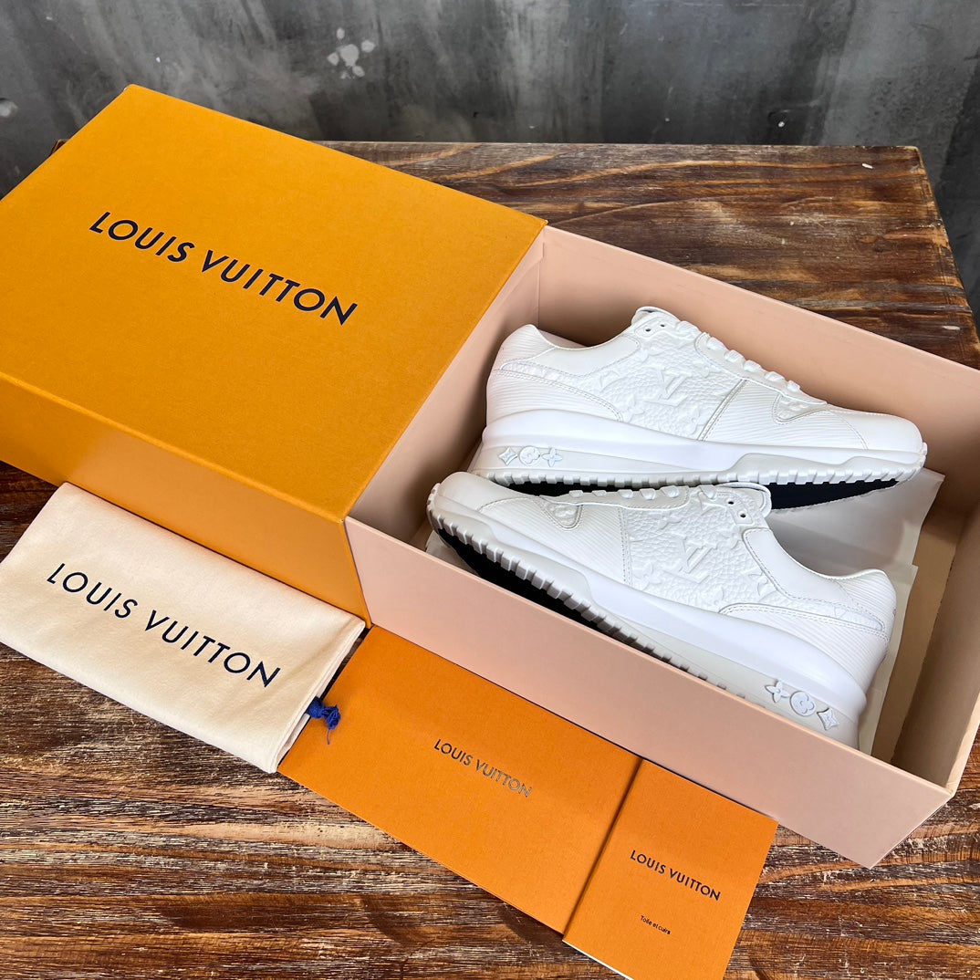 LV Run Away White