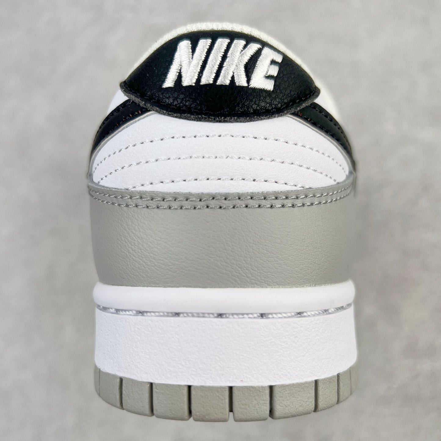 Nike Dunk Low Smoke Grey Fog