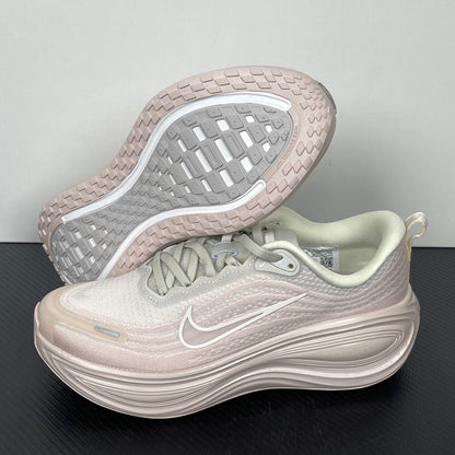 Nike Vomero 18 - Light Orewood Brown