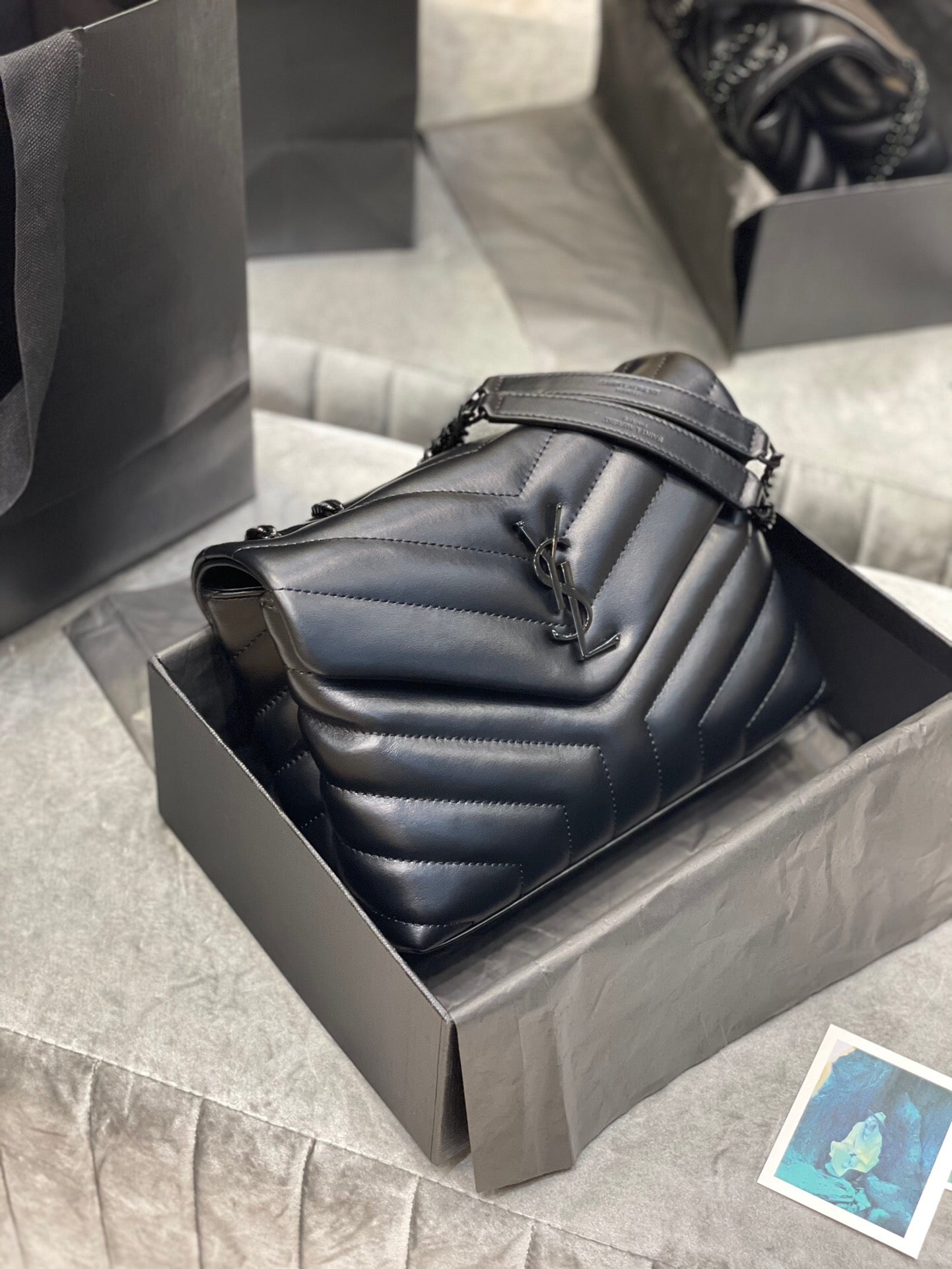 Yves Saint Laurent Loulou