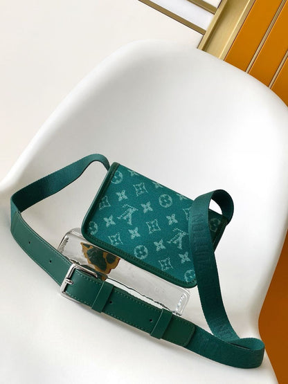 Lv Wallet Bosphore