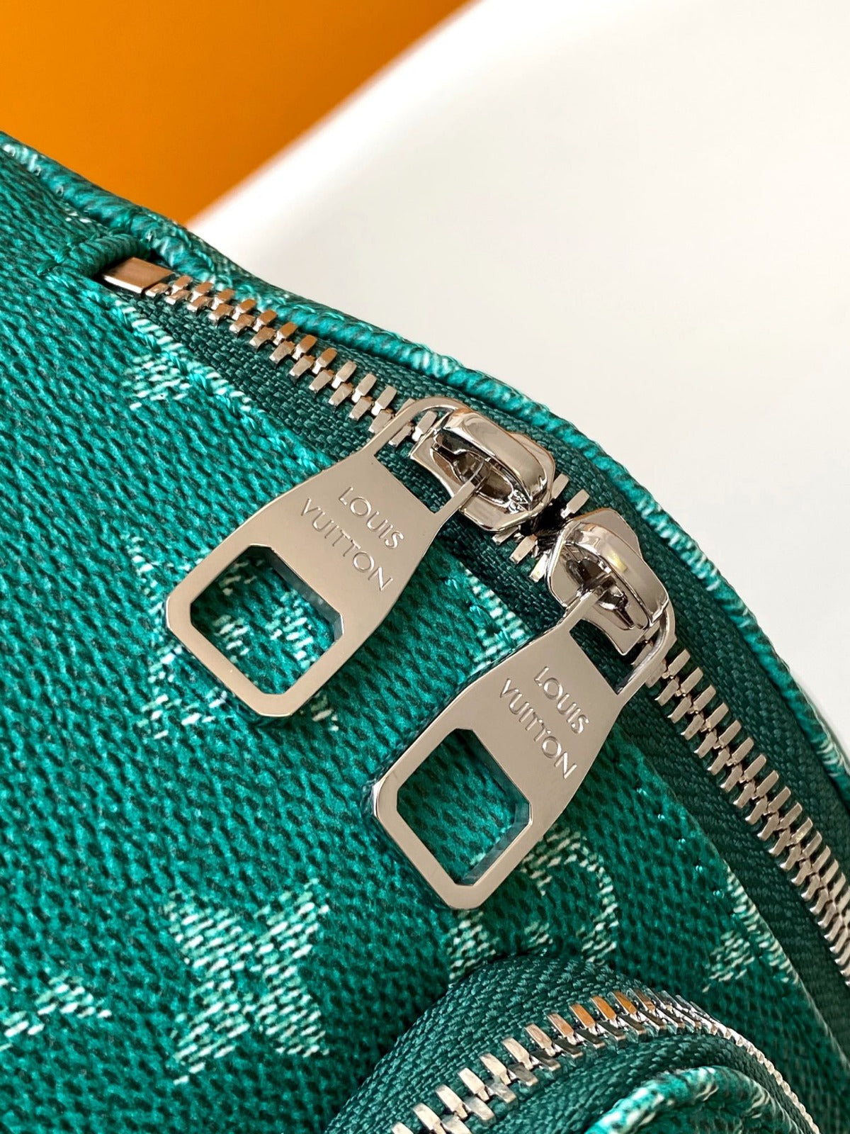 Bag Lv Rush Bumbag Green