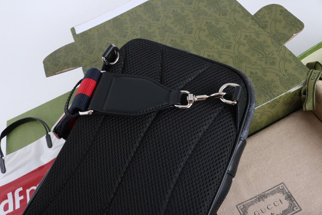 Gucci Shoulder Bag Black Small