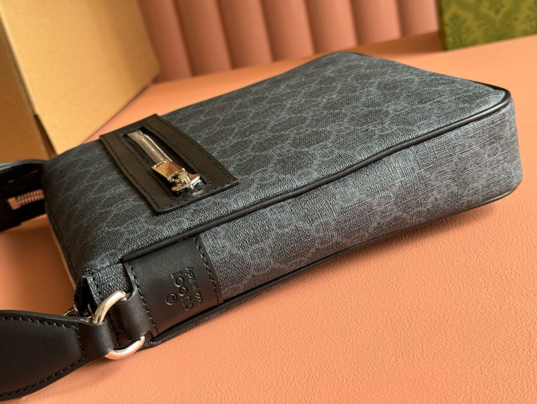 Bag GUCCI SMALL GG CROSSBODY BAG