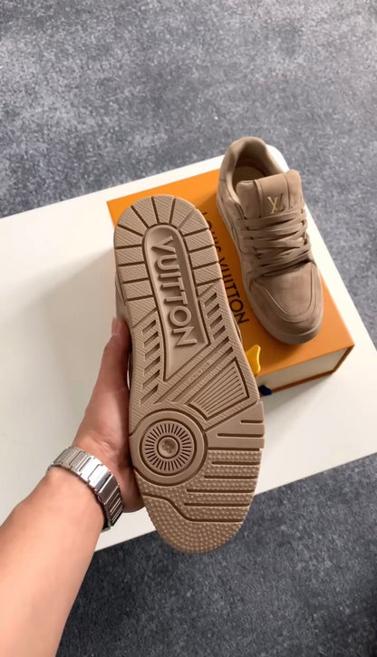 LV Trainer Couro Búfalo Brown