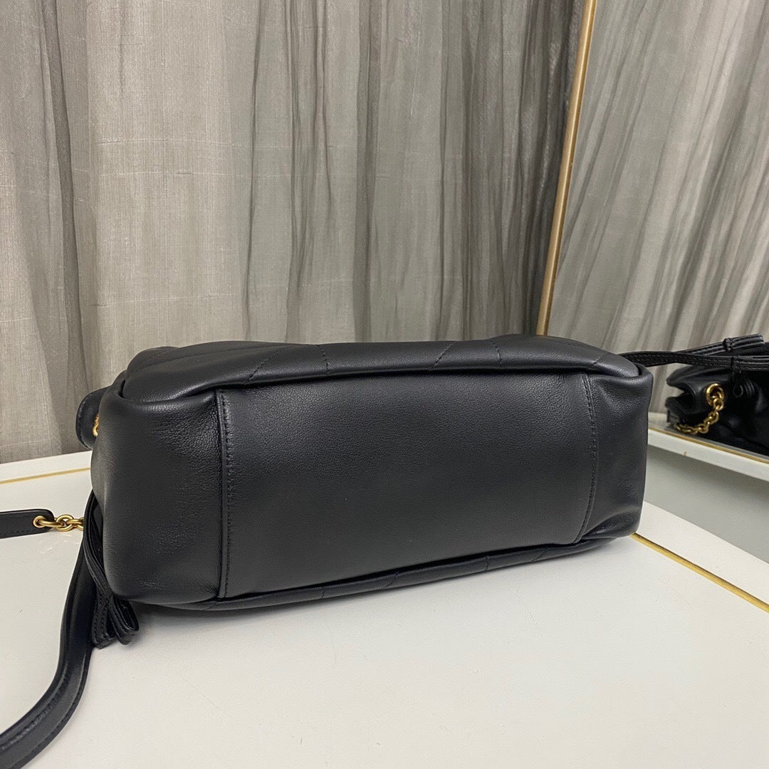 Yves Saint Laurent