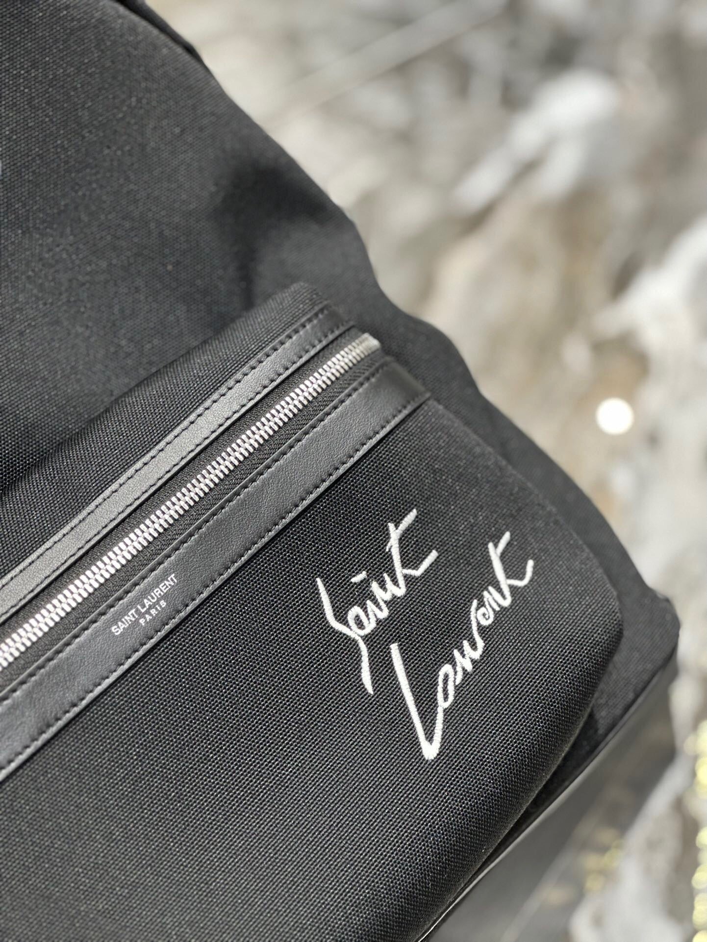 Saint Laurent mochila