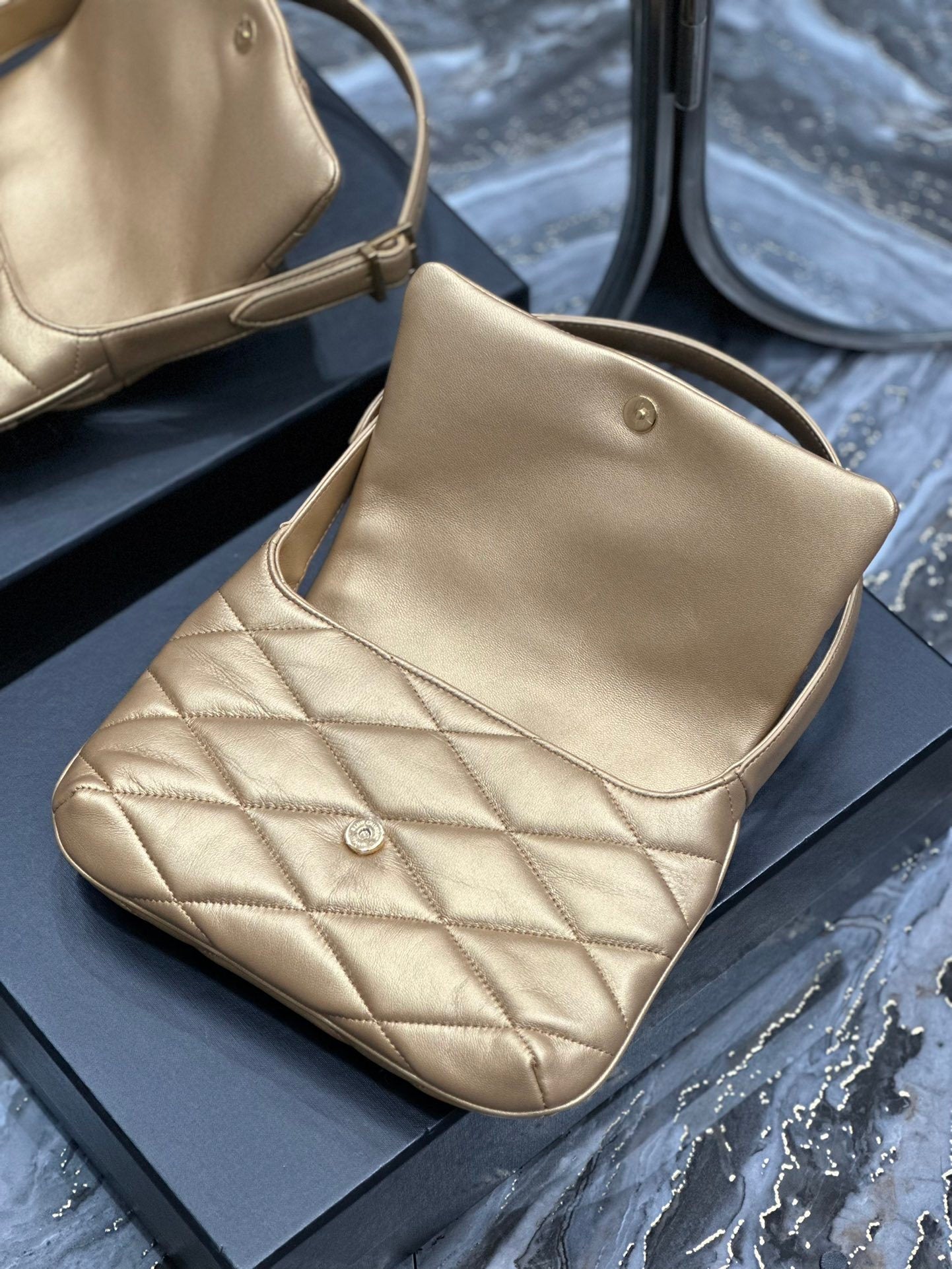 Yves Saint Laurent