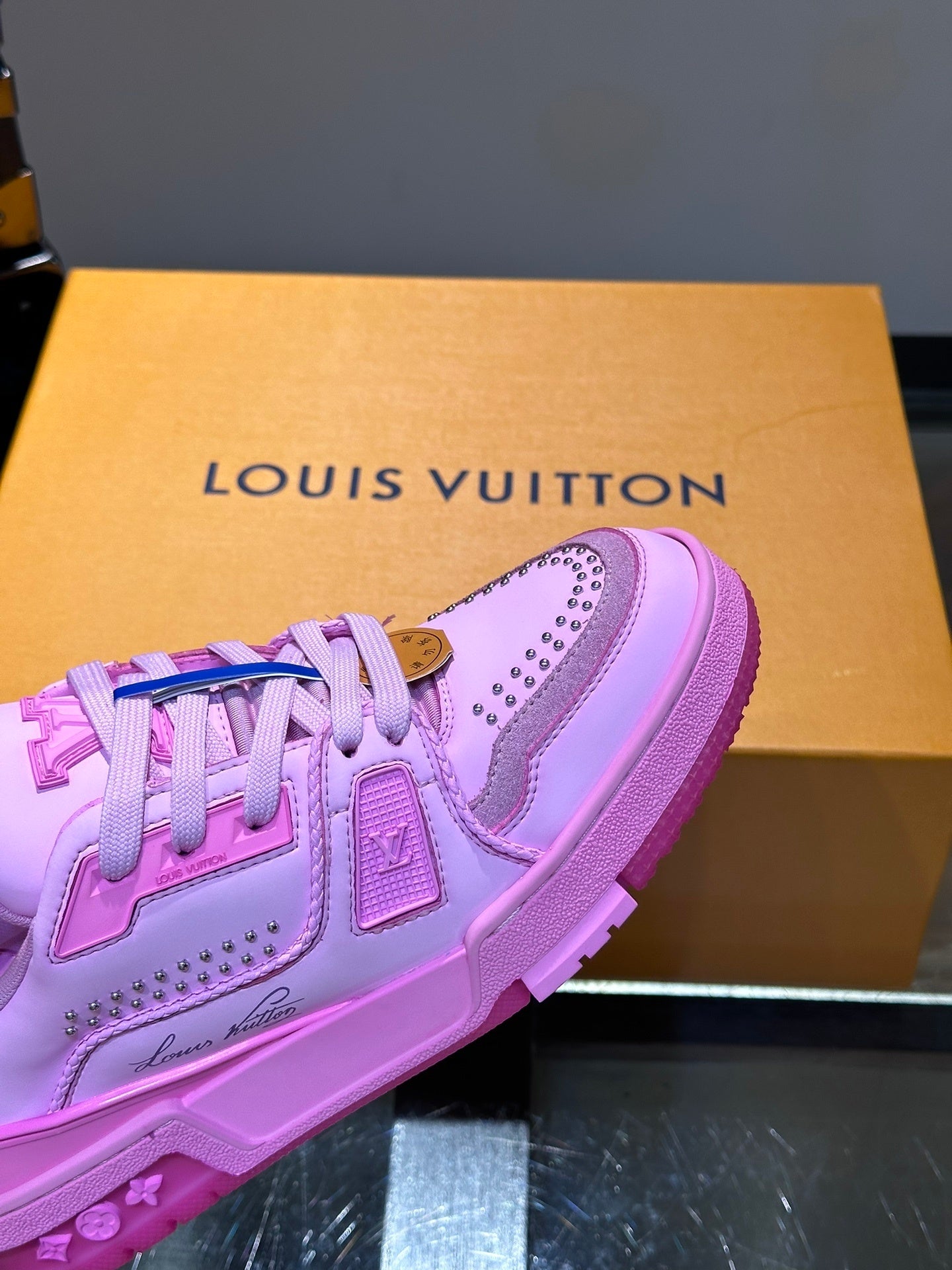 LV Trainer