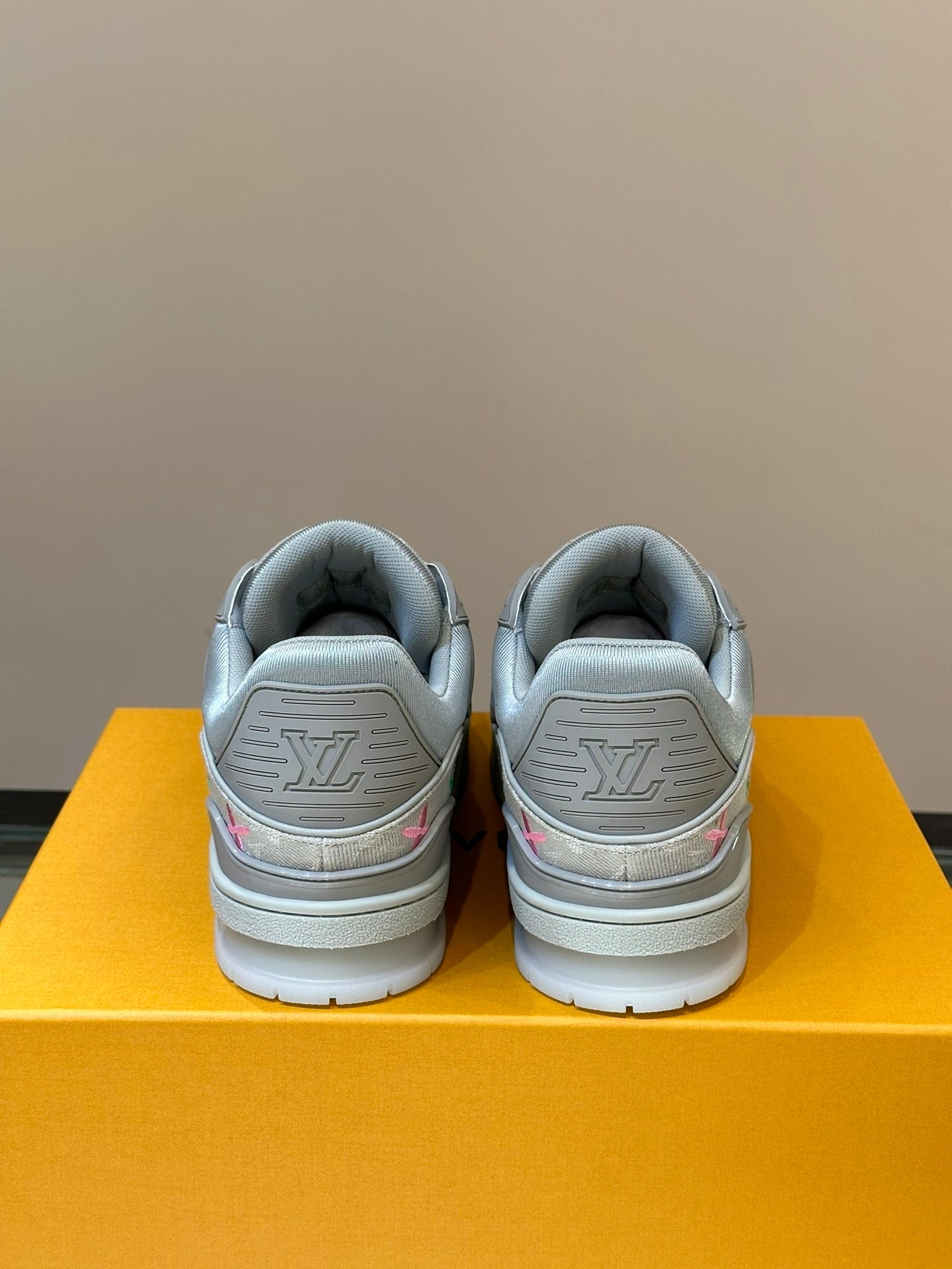 LV Trainer
