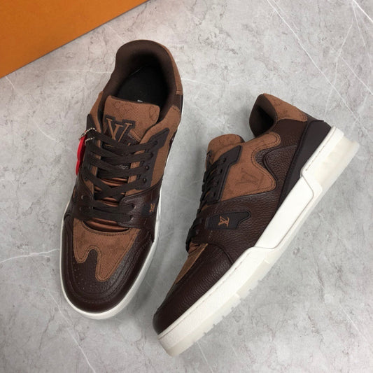 Trainer