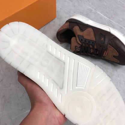Trainer
