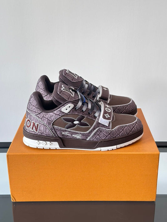 Trainer