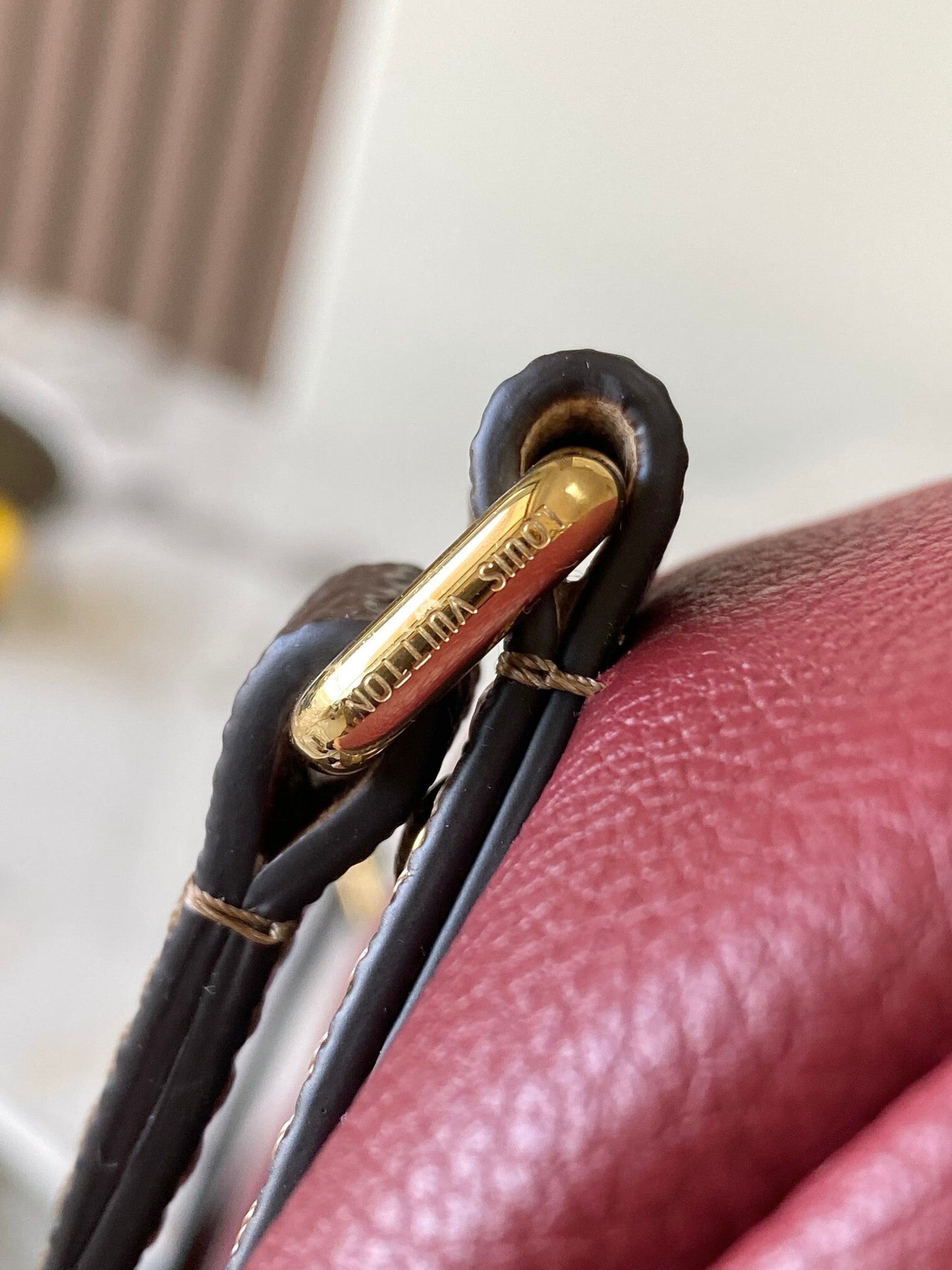 Bolsa LV
