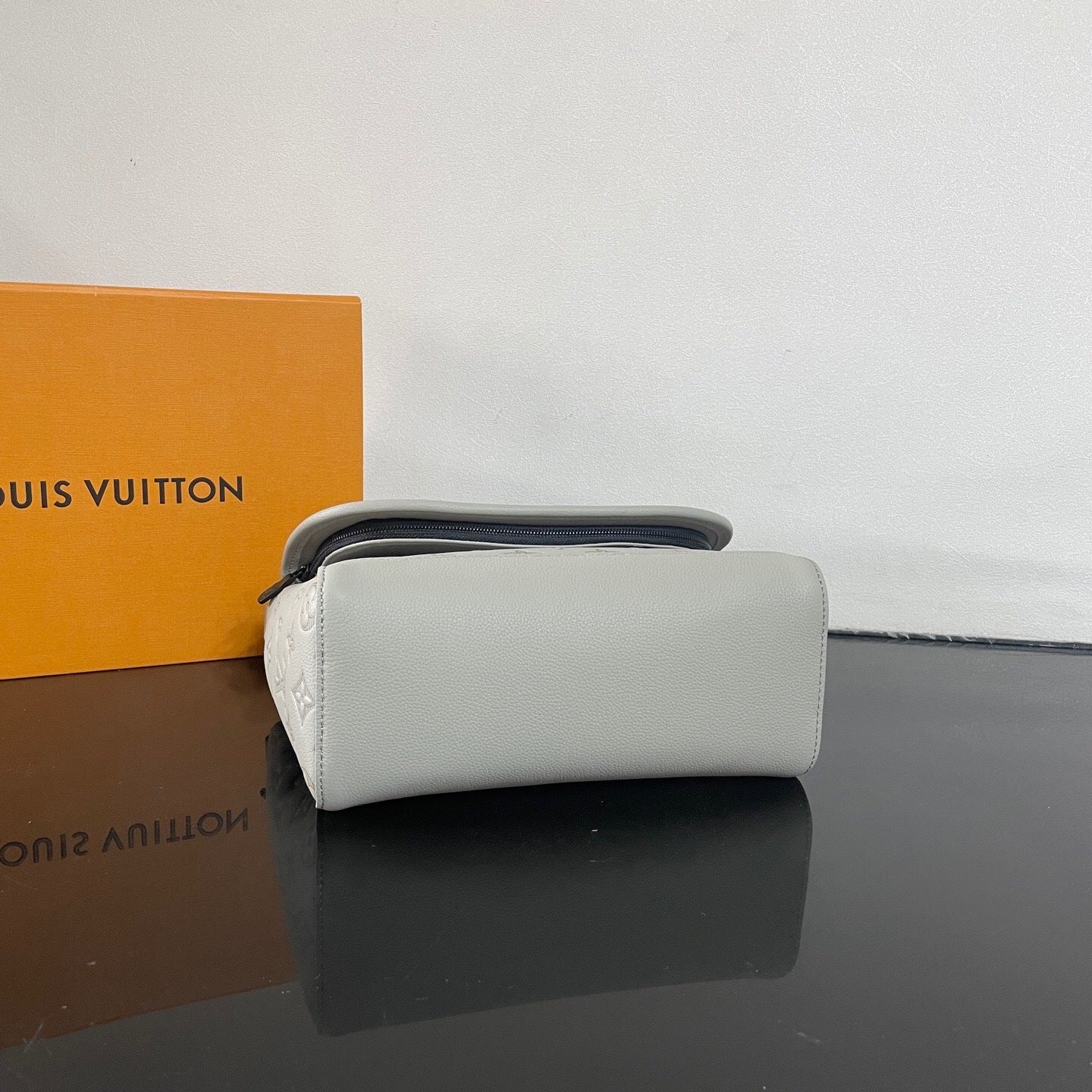 Bag LV Monogram Shadown Pulse Bag