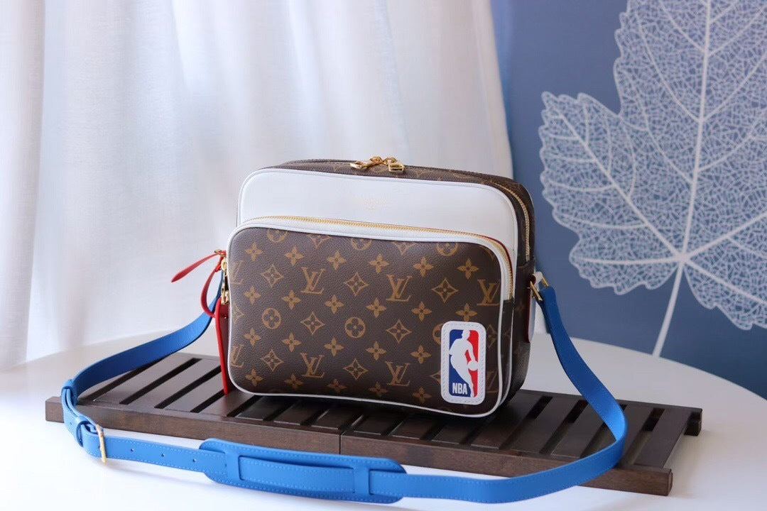 Bag LV X NBA Nil Monogram Antarctica Shoulder Bag