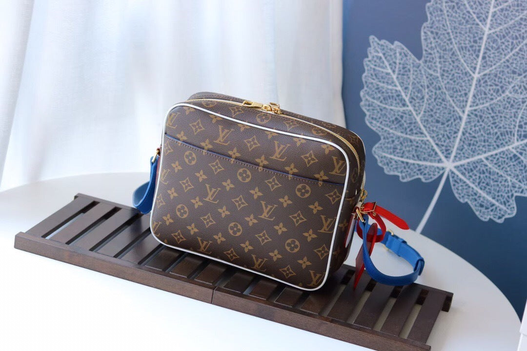 Bag LV X NBA Nil Monogram Antarctica Shoulder Bag