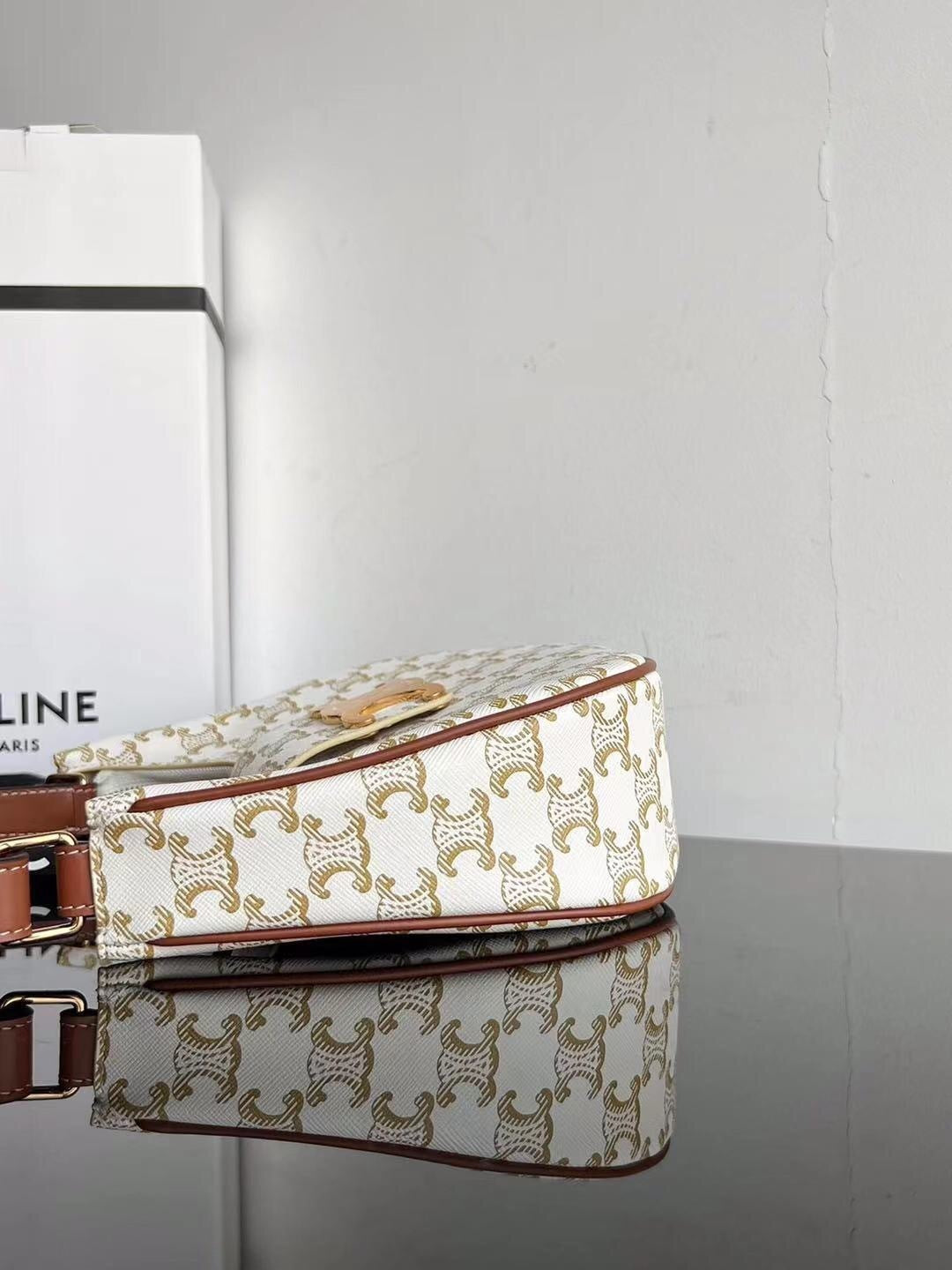 Bolsa Celine AVA Triomphe