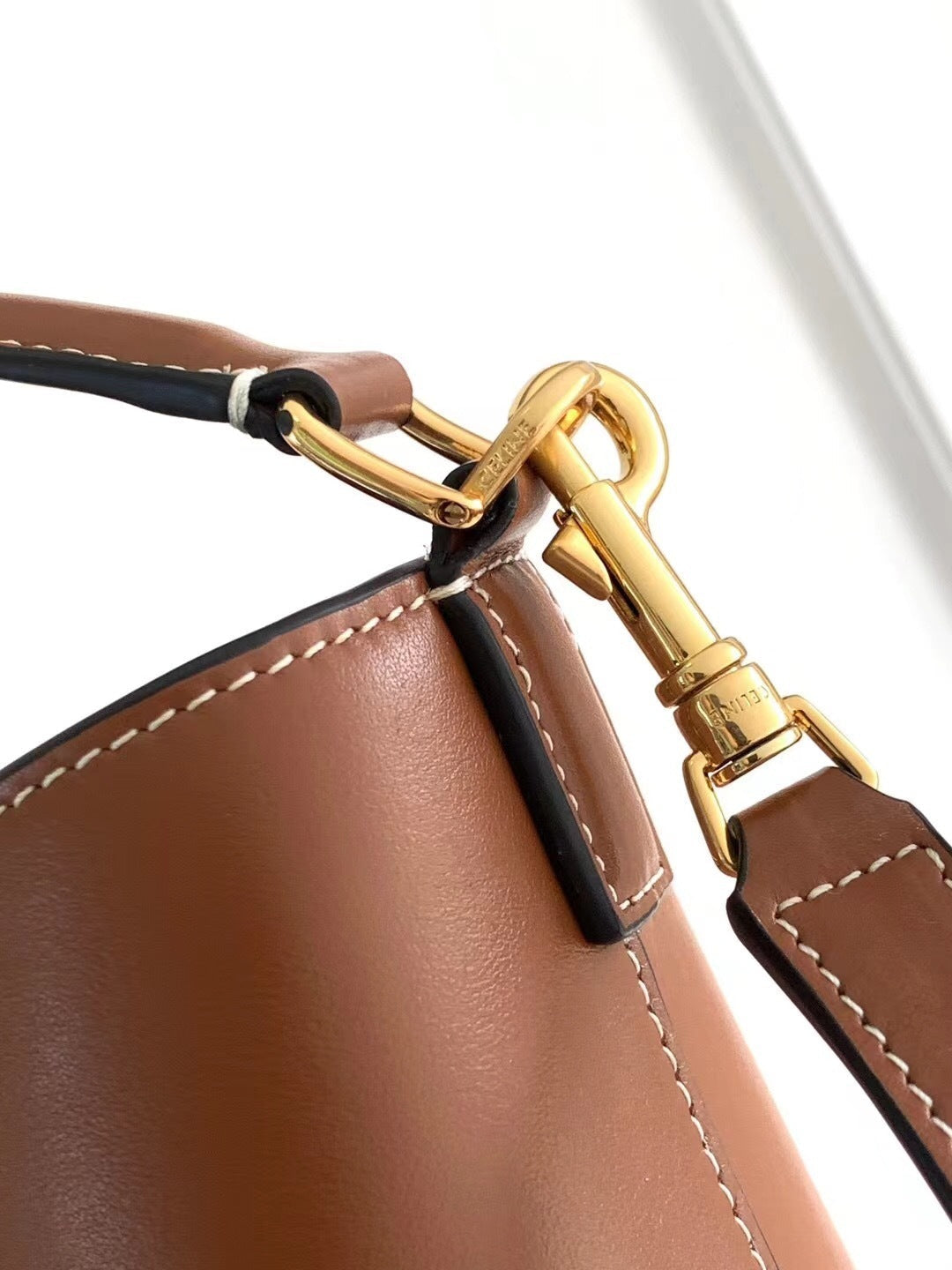 BOLSA CELINE Louise Bucket