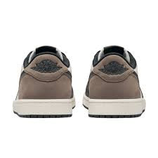 Jordan 1 Low Mocha