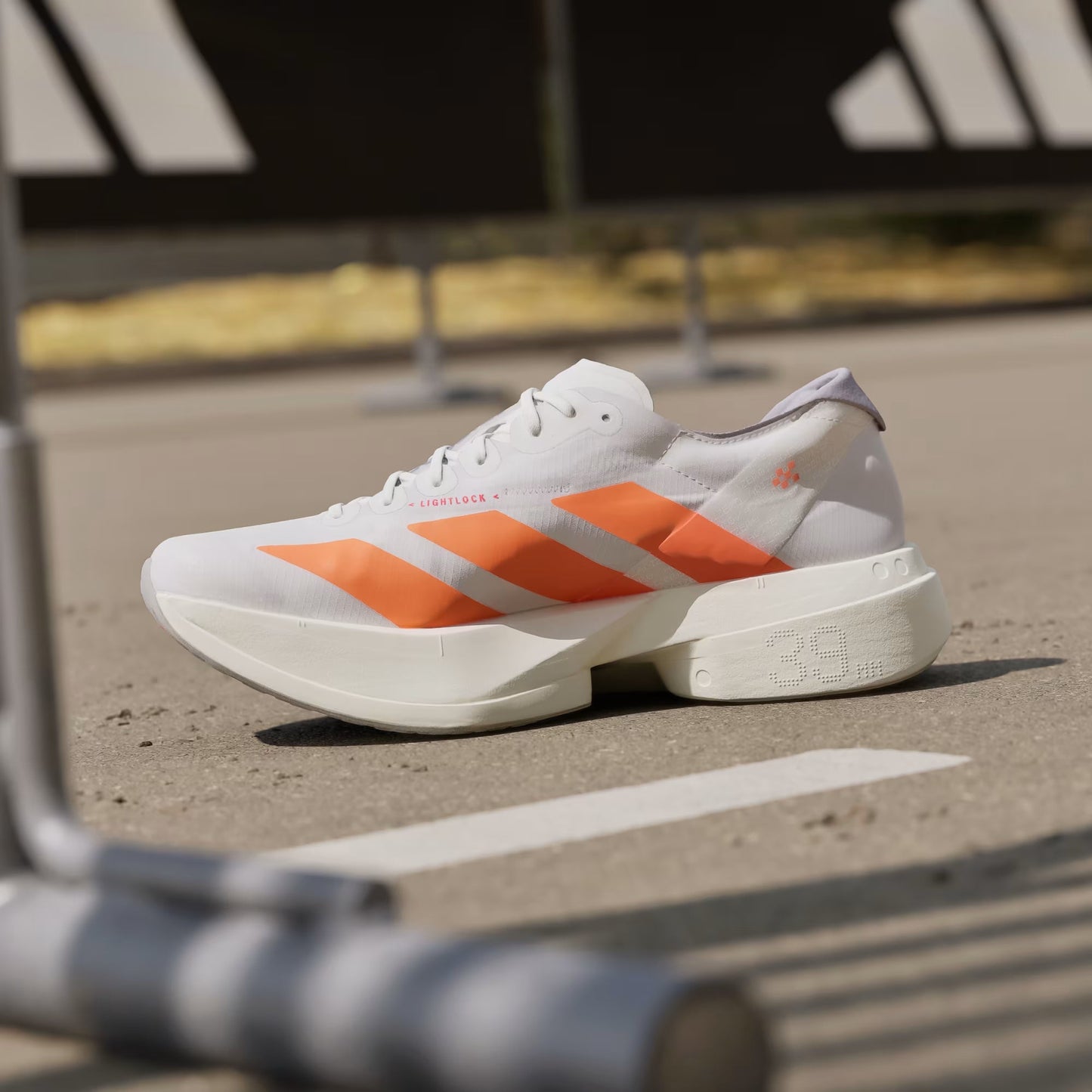 Tênis Adidas ADIZERO ADIOS PRO 4  Cloud White / Lucid Orange / Lucid Red
