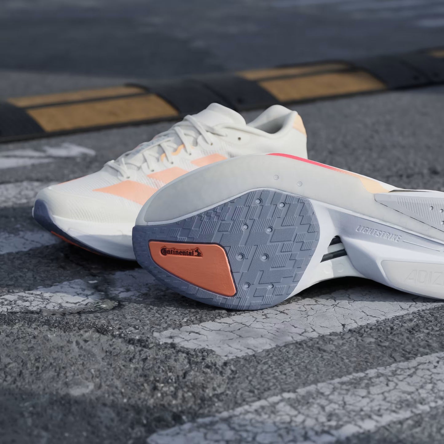 Tênis Adidas Adizero Boston 13 Off White / Beam Orange / Acid Orange