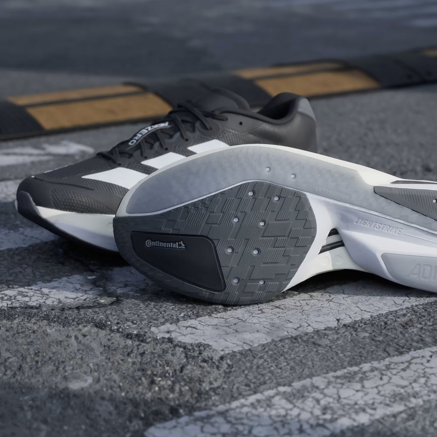 Tênis Adidas adizero Boston 13