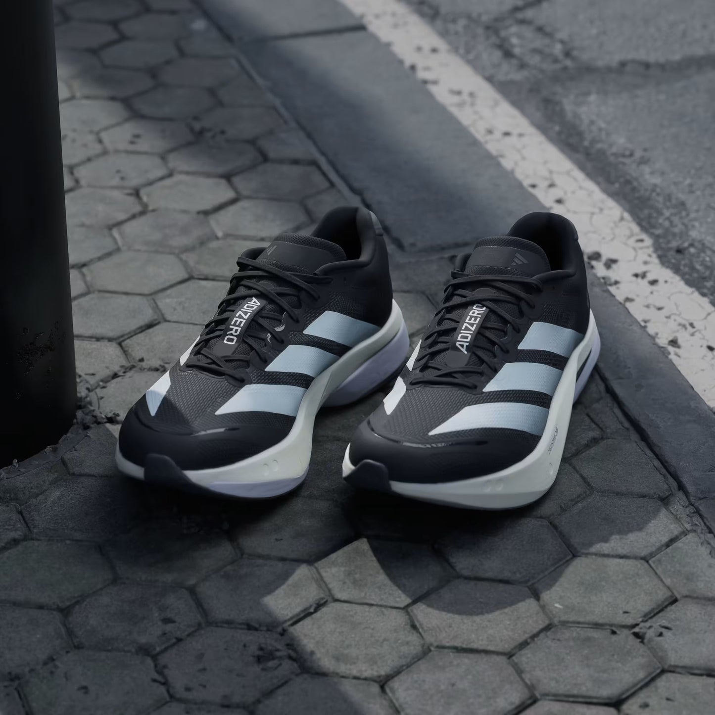 Tênis Adidas adizero Boston 13