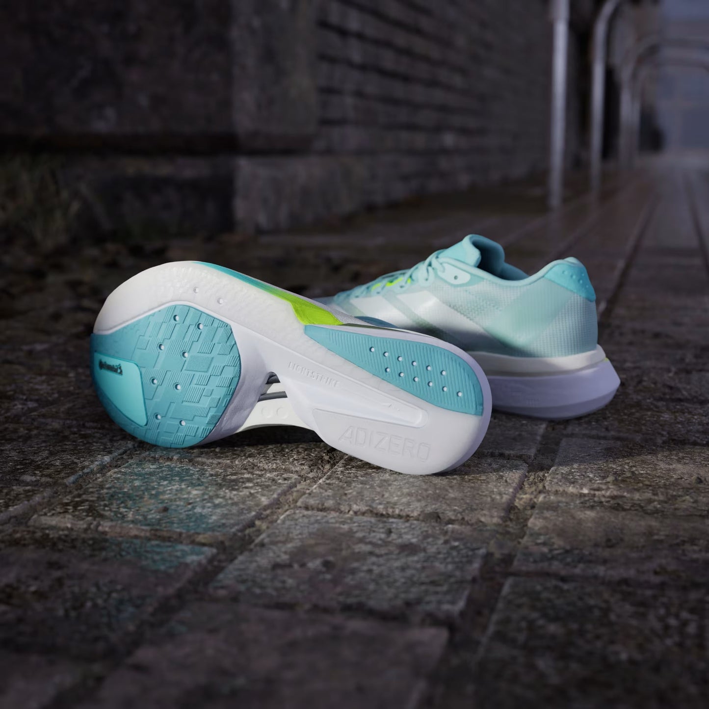 Tênis Adidas Adizero Boston 13 Semi Flash Aqua / Zero Metalic / Lucid Lemon