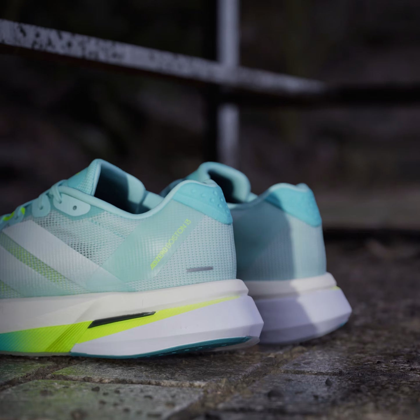 Tênis Adidas Adizero Boston 13 Semi Flash Aqua / Zero Metalic / Lucid Lemon