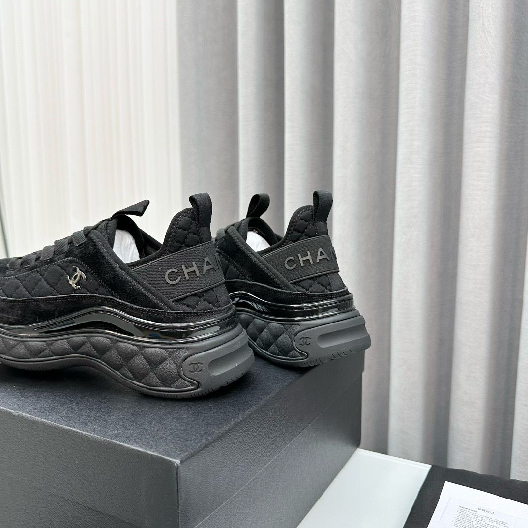 Chanel Suede Calfskin Mixed Fibers CC Black