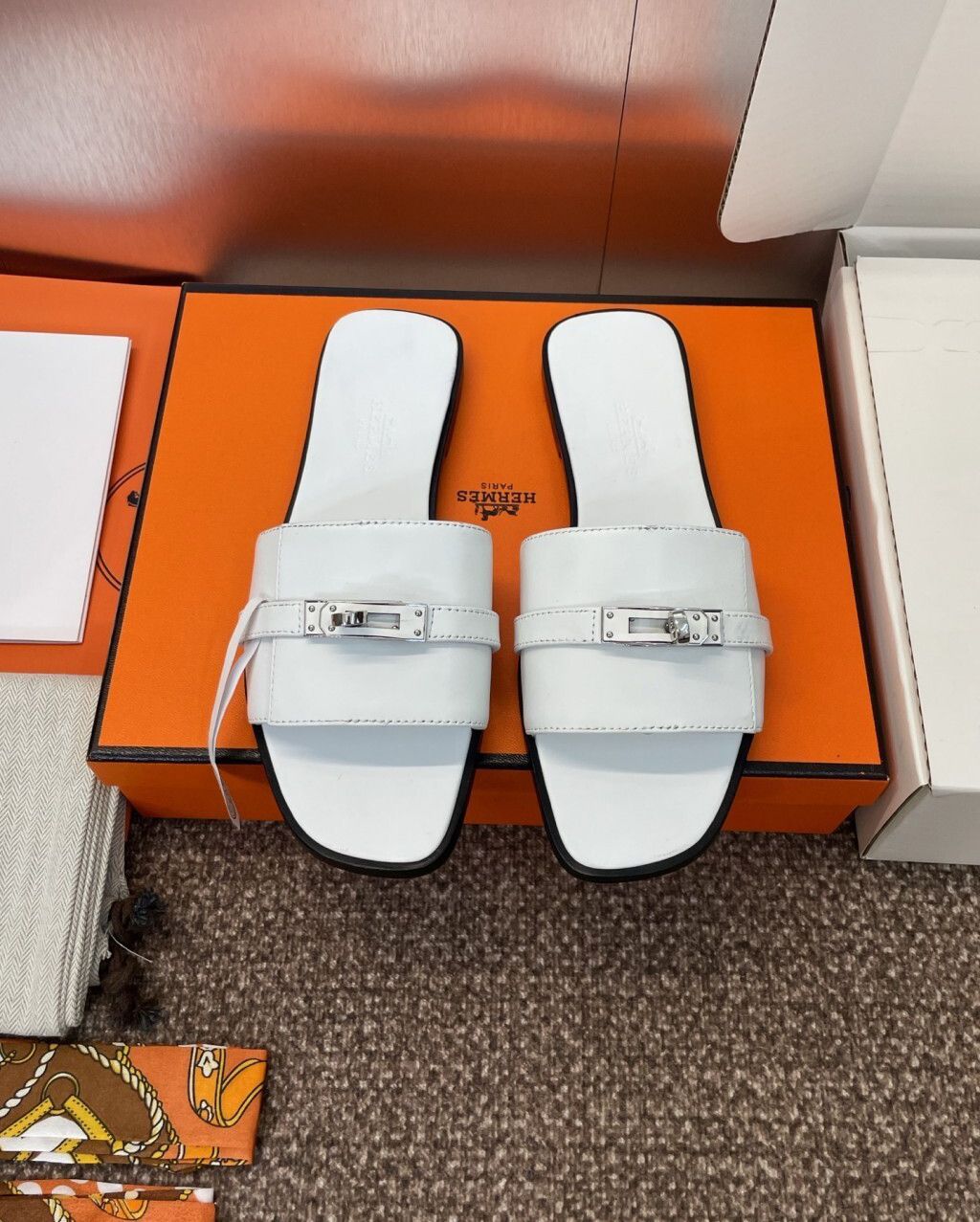 Hermes Gabriel Sandal Noir White