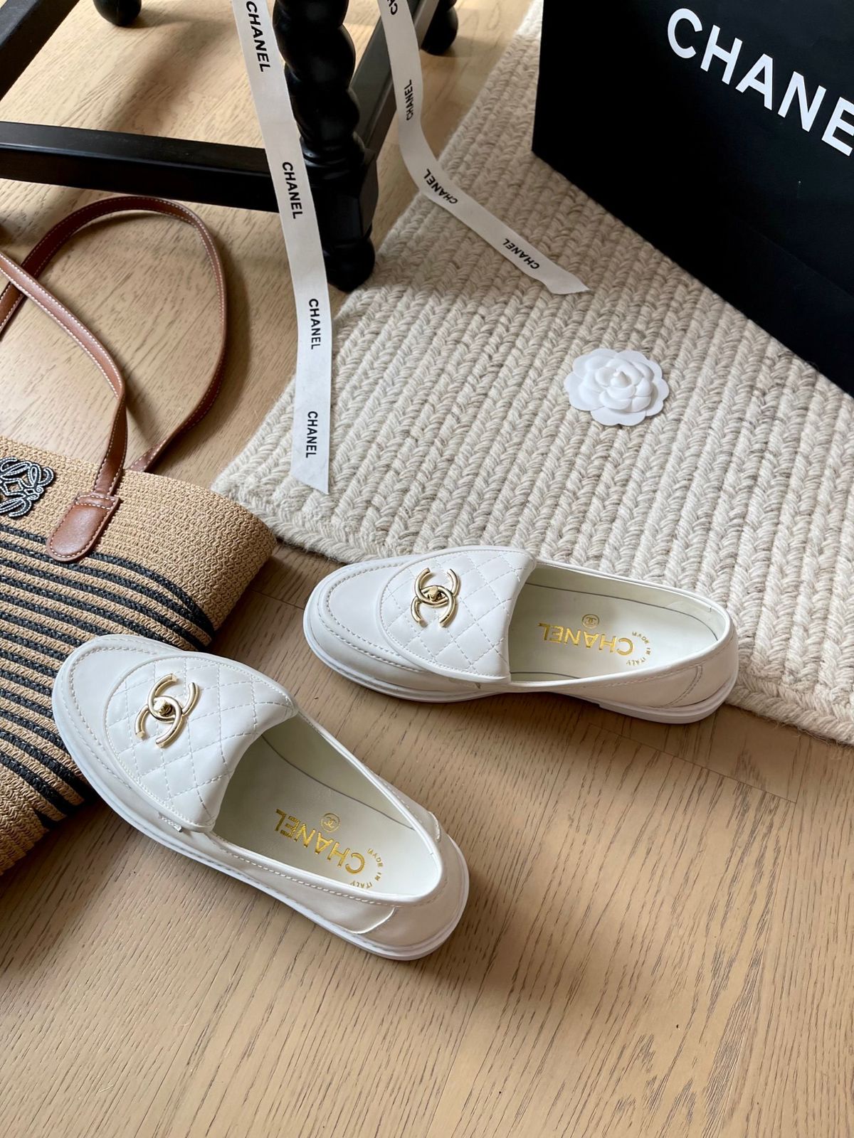 MOCASSIM CHANEL WHITE