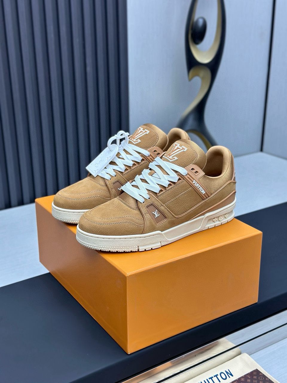 Tenis Louis Vuitton Trainer Low Beige