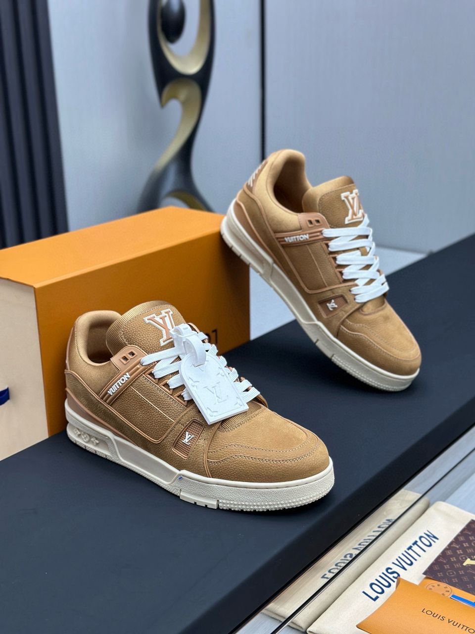 Tenis Louis Vuitton Trainer Low Beige