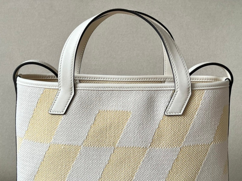 Bolsa Hermès Cabas H Biais 27 White Yellow