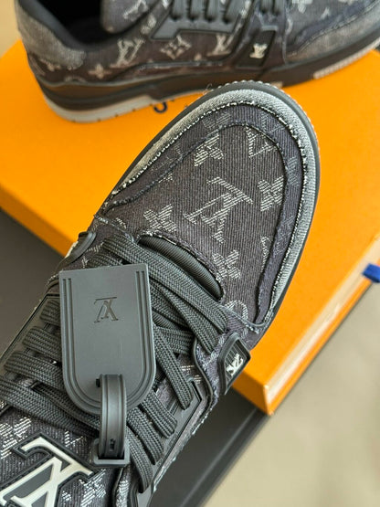 TRAINER BAIXO PRETO CINZA