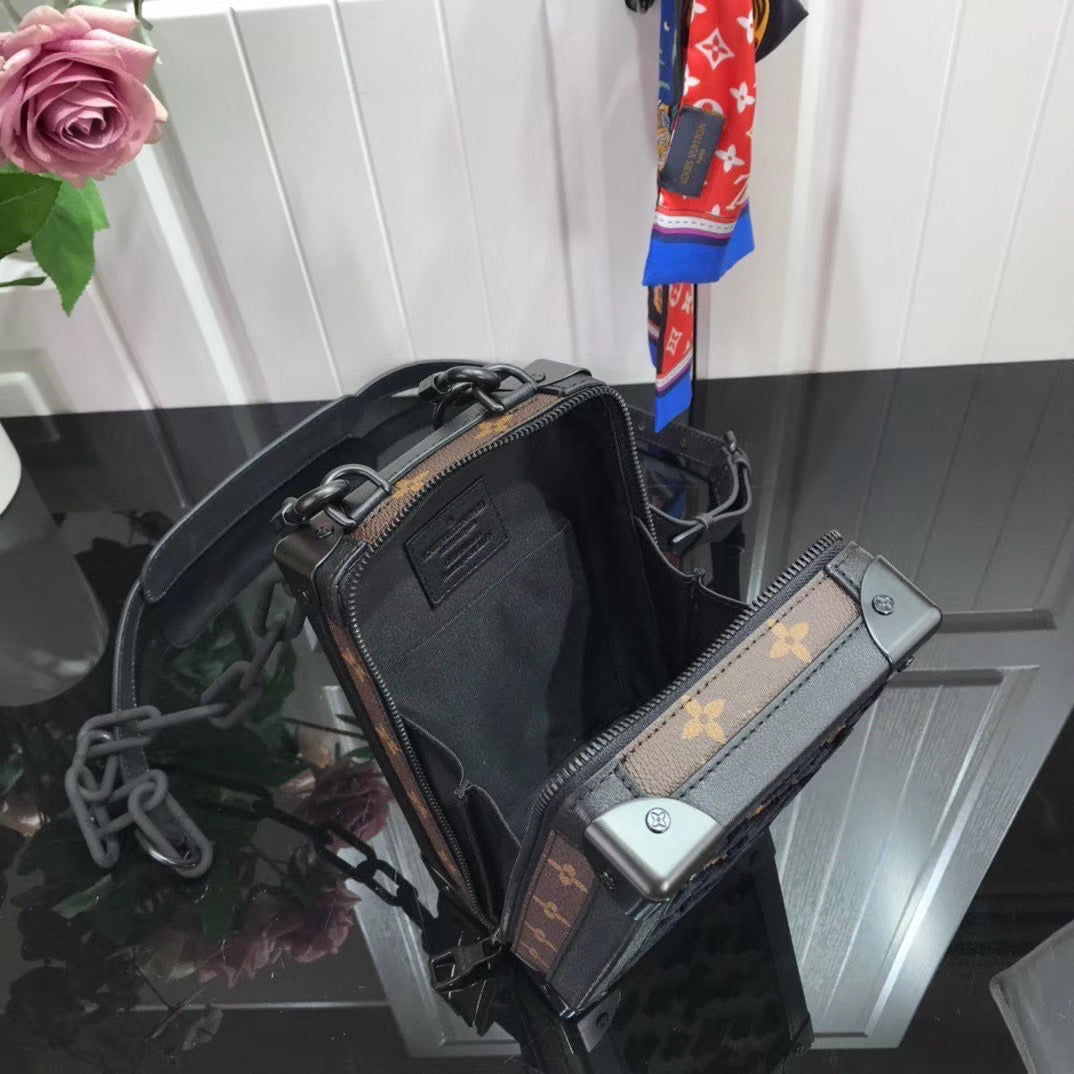 Bag Lv Vertical Soft Trunk Monogram Black