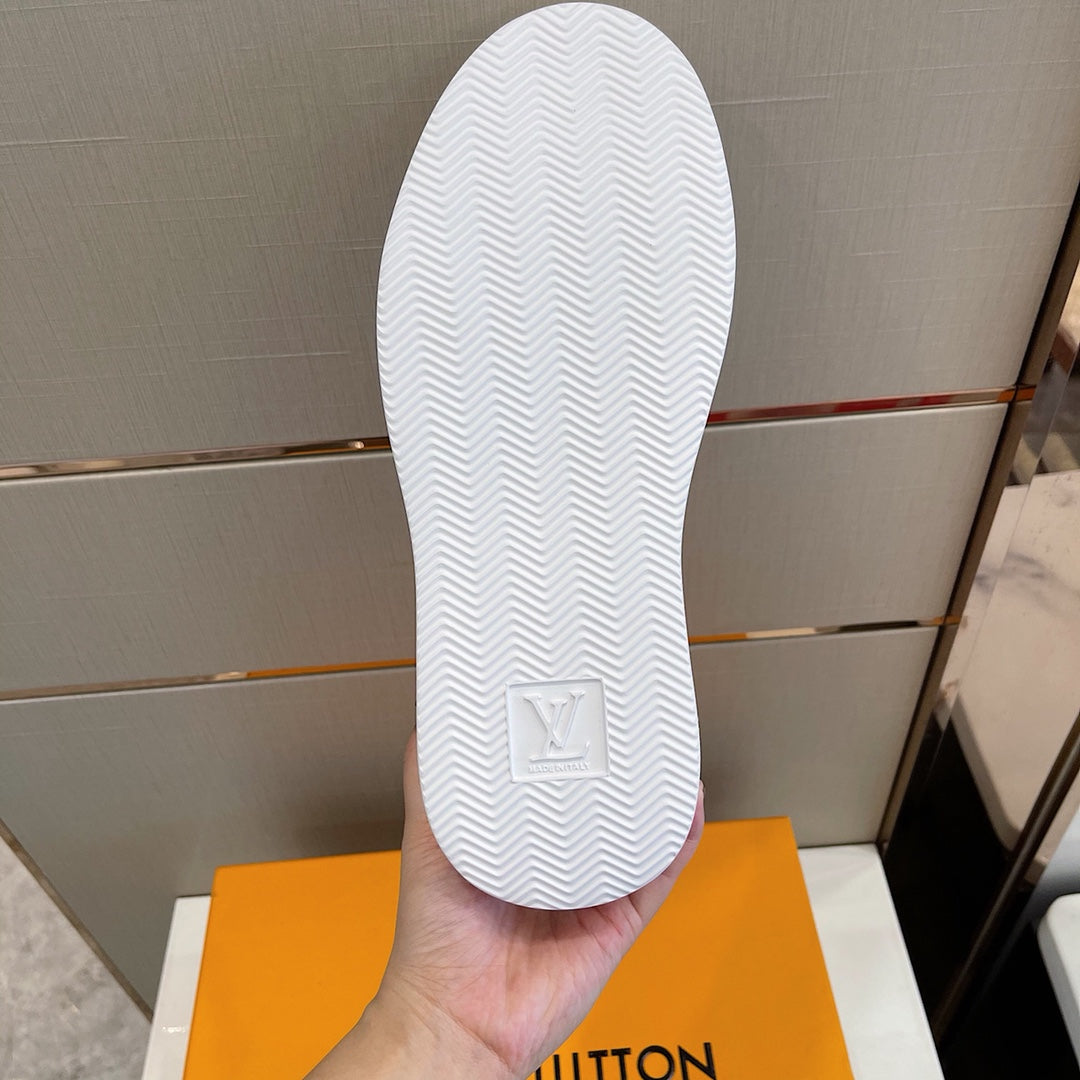 Tênis Casual LV