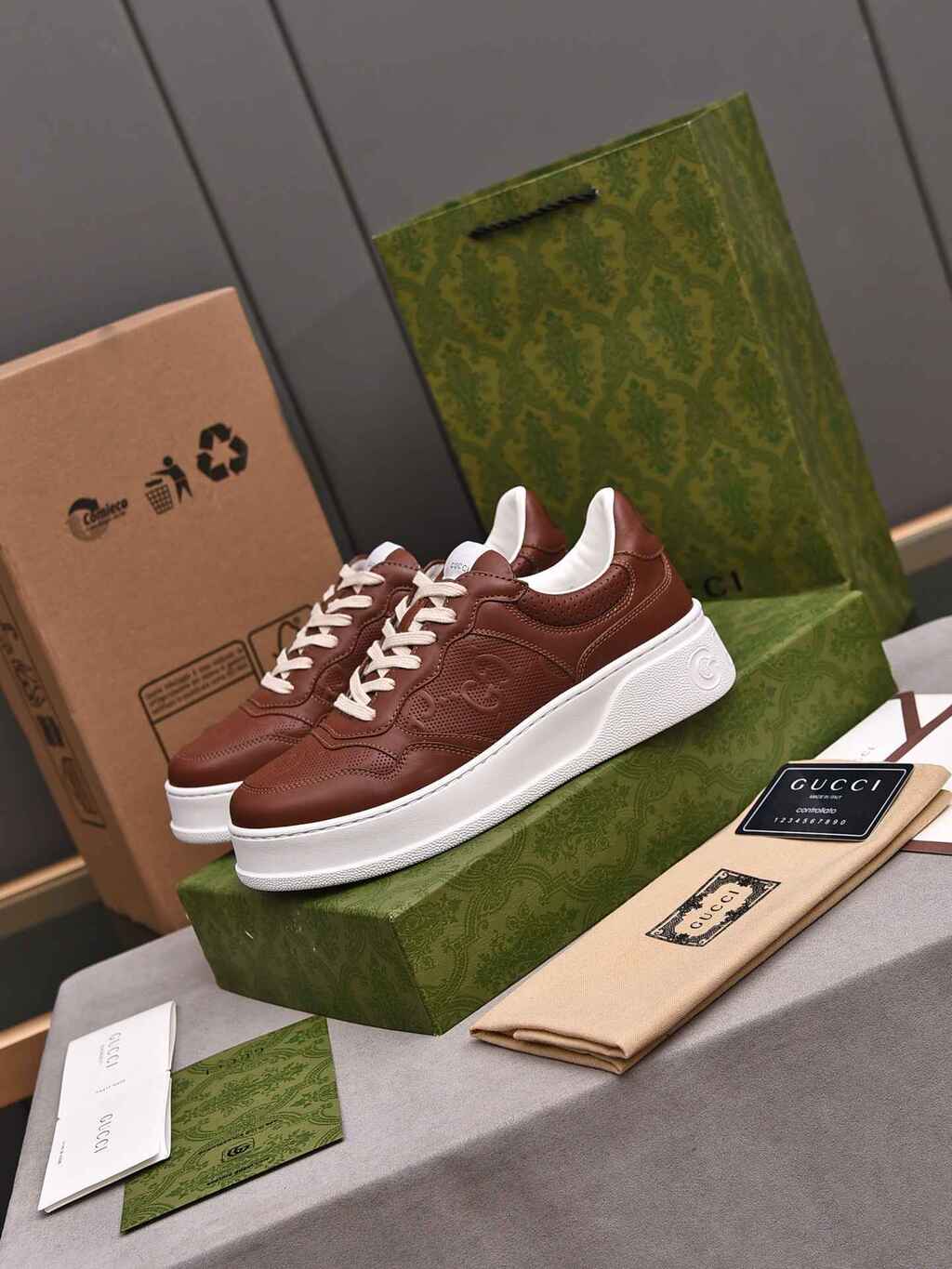 Gucci GG Sneaker Brown