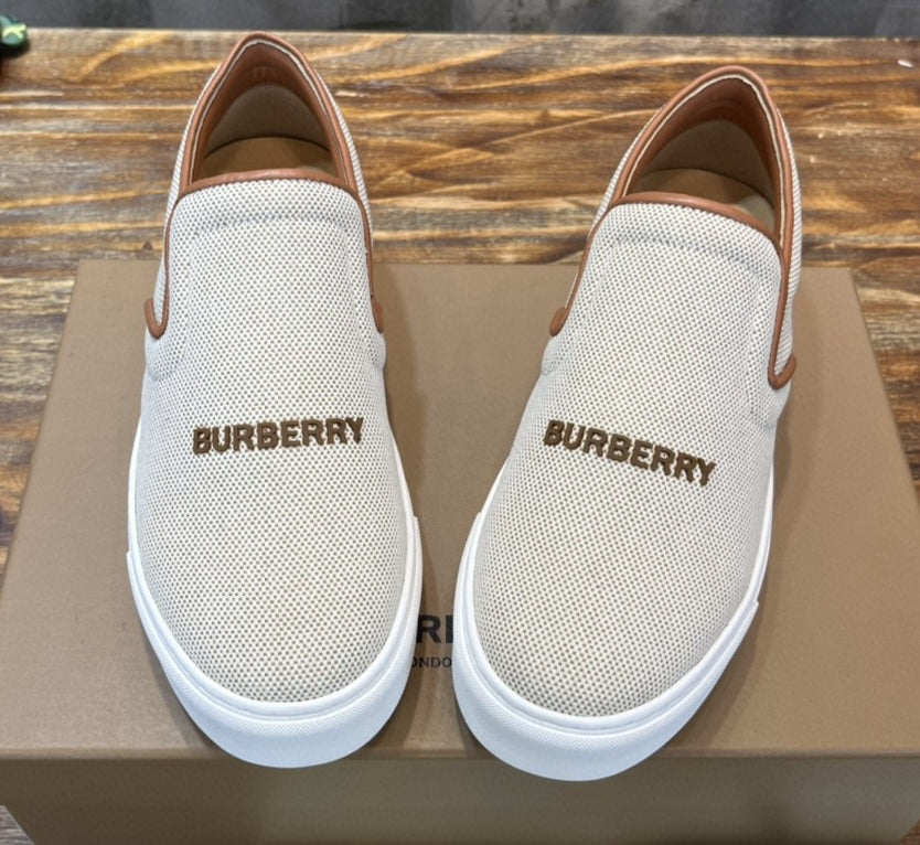 Tênis Slip-on Burberry