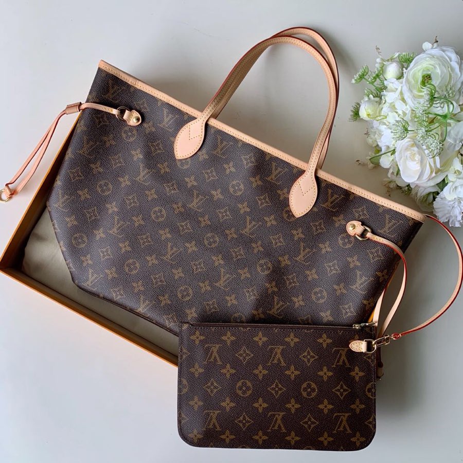 Neverfull MM Monogram Canvas Beige