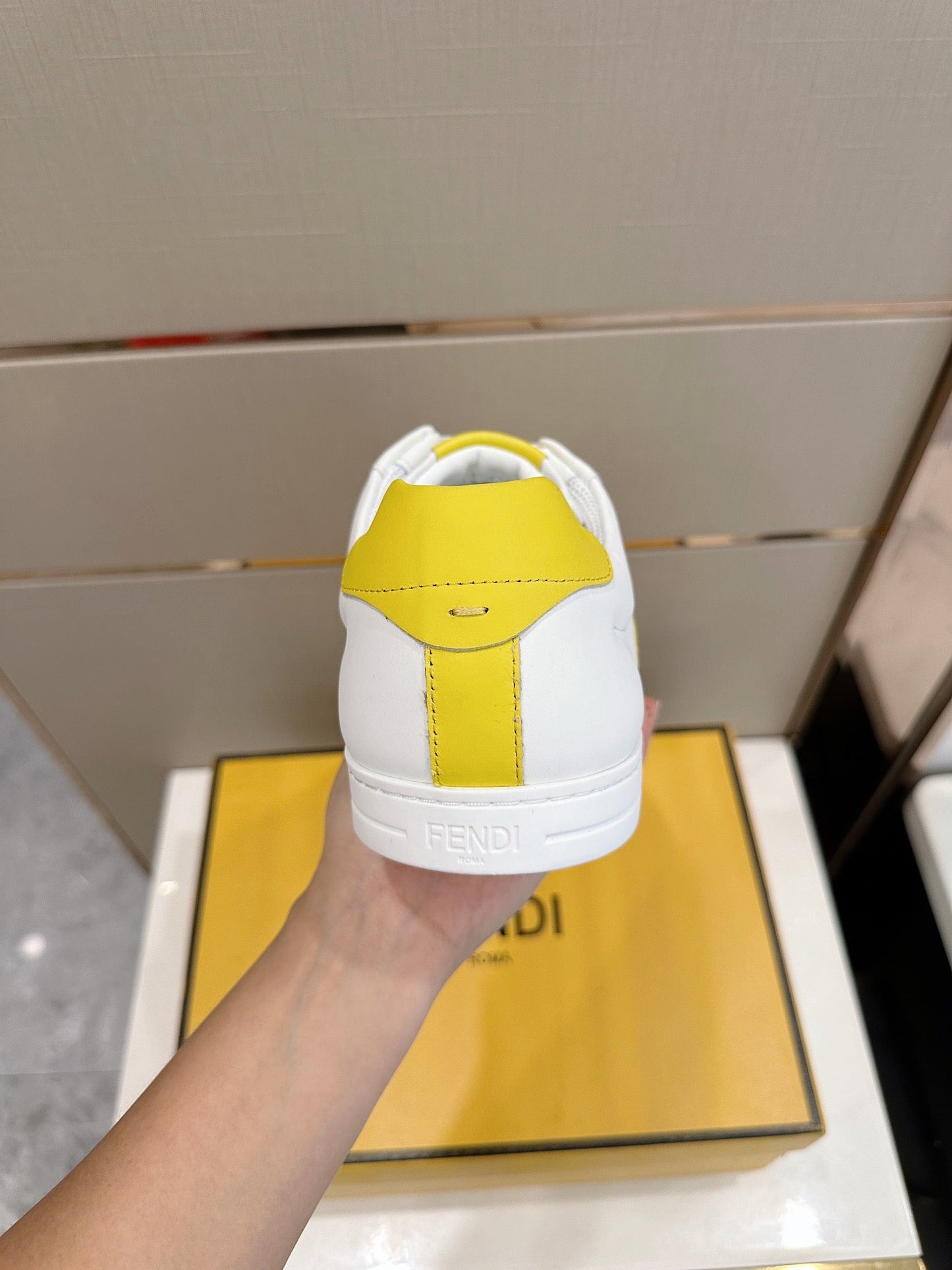 Tênis Casual Fendi