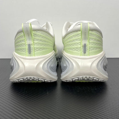 Nike Vomero 18 - Volt/Metallic Silver