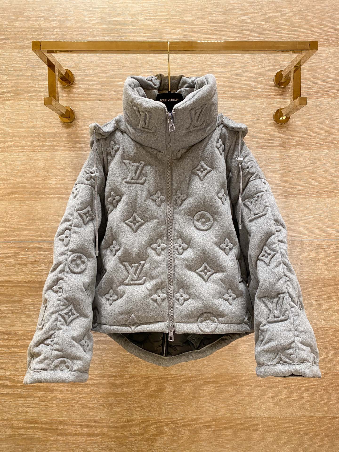 Jaqueta Louis Vuitton Grey Monogram Boyhood Puffer