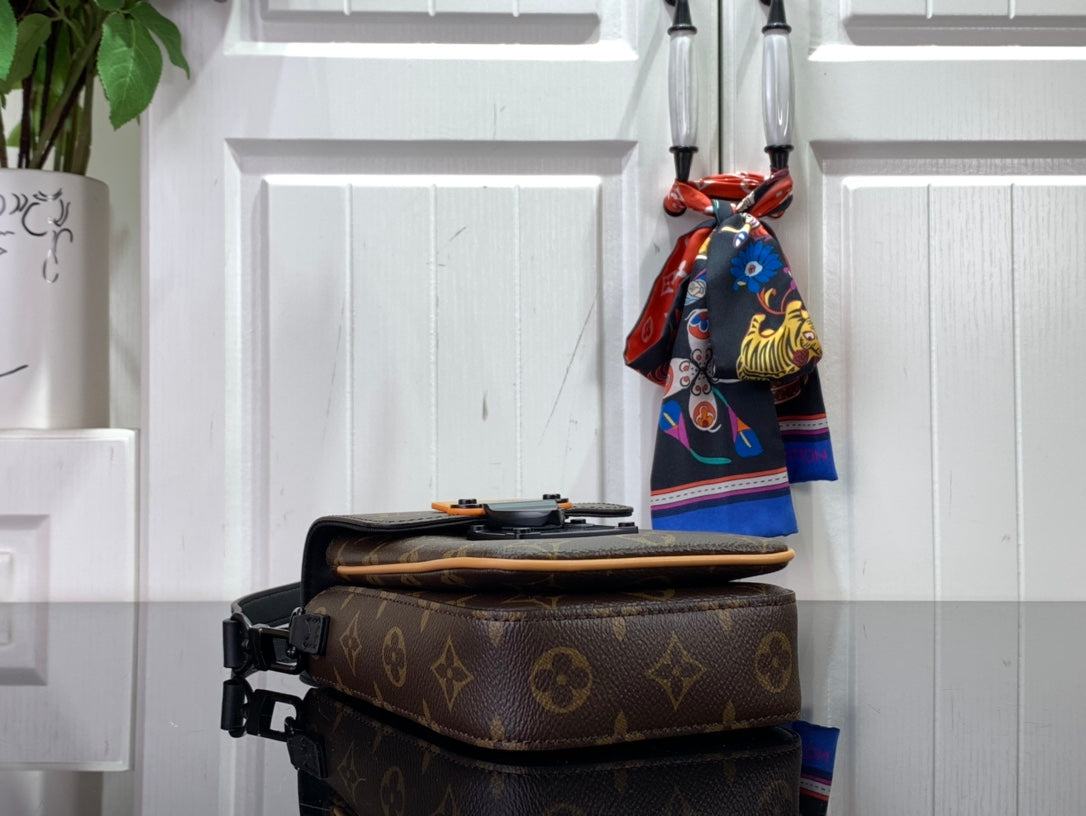 Bag S-lock Vertical Wearable Wallet Monogram Brown