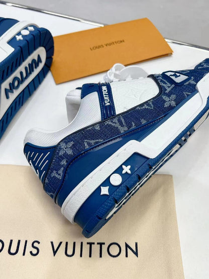 LV Trainer Monogram