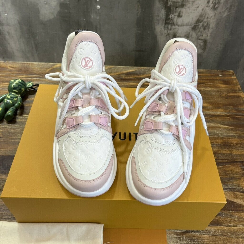 Archlight Trainer Monogram White Pink