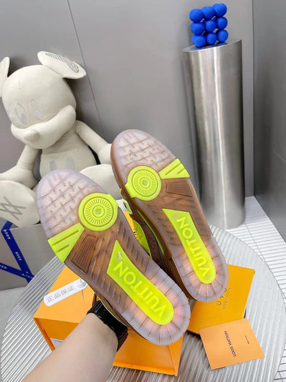 Lv Trainer Yellow Brown